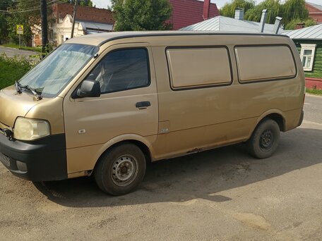 2004 Kia Pregio, золотистый, 355000 рублей, вид 4