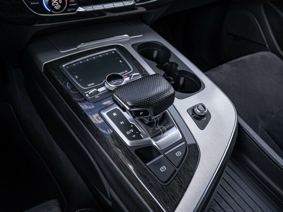 2015 Audi Q7 II (4M), серебристый, 3950000 рублей - вид 14