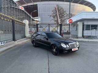 2009 Mercedes-Benz E-Класс 200 III (W211, S211) Рестайлинг, чёрный, 730000 рублей, вид 3