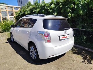 2012 Toyota Verso I, белый, 1010000 рублей, вид 5