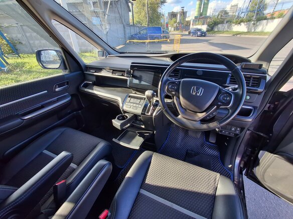 2015 Honda Stepwgn Spada V, фиолетовый, 1720000 рублей - вид 6