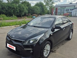 2019 Kia Rio IV, чёрный, 1200000 рублей, вид 1