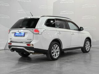 2012 Mitsubishi Outlander III, белый, 1300000 рублей, вид 5