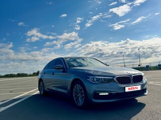 2018 BMW 5 серии 520d xDrive VII (G30/G31/G38), серый, 2520000 рублей, вид 2