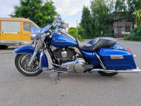 2010 Harley-Davidson Road King, синий, 1350000 рублей, вид 1