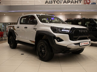 2025 Toyota Hilux VIII Рестайлинг 2, белый, 7685000 рублей, вид 3