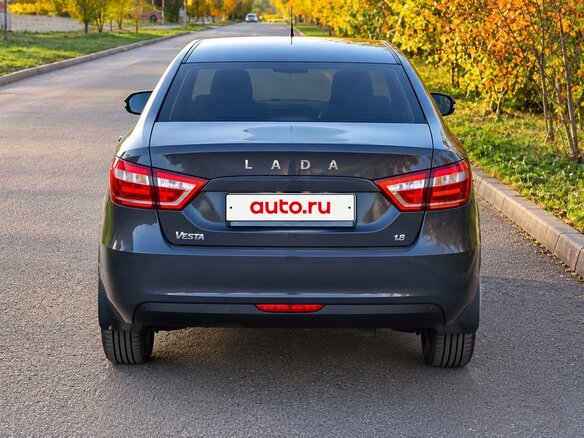 2018 Lada (ВАЗ) Vesta I, синий, 980000 рублей - вид 3