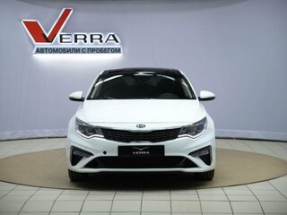 2018 Kia Optima IV Рестайлинг, белый, 1450000 рублей, вид 2