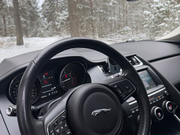 2019 Jaguar E-Pace I, серый, 2990000 рублей - вид 7