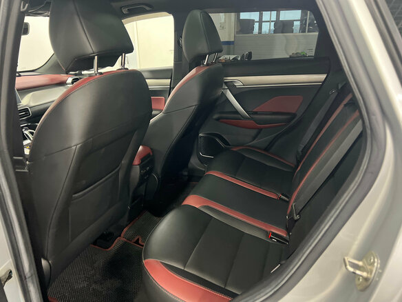 2021 Geely Coolray I, серебристый, 1600000 рублей - вид 18