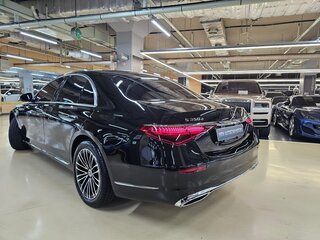2025 Mercedes-Benz S-Класс 350 d 4MATIC VII (W223), чёрный, 12670000 рублей, вид 3