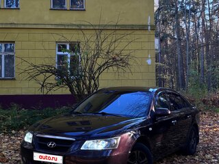 2005 Hyundai Sonata V (NF), красный, 590000 рублей, вид 2