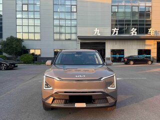2026 Kia EV5 64.2 kWh, серый, 3640000 рублей, вид 2