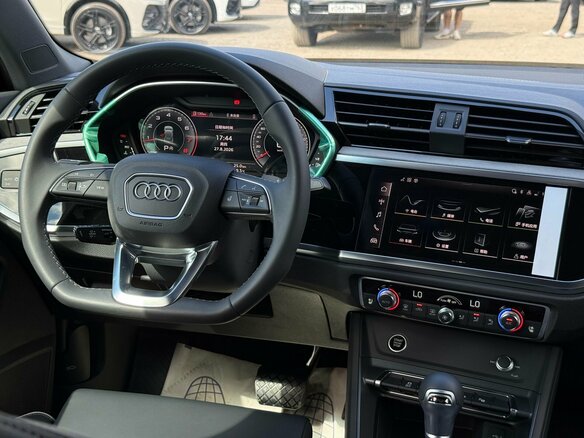 2026 Audi Q3 35 TFSI II (F3), серый, 3780000 рублей - вид 19