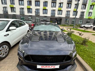 2021 Ford Mustang VI Рестайлинг, синий, 4000000 рублей, вид 3
