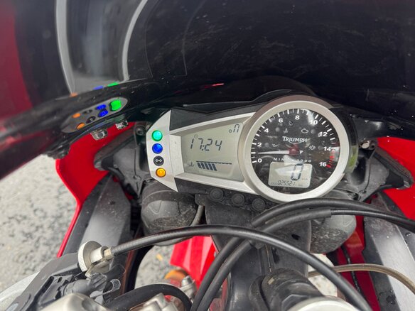 2008 Triumph Daytona 675, красный, 499000 рублей - вид 5