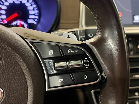 2018 Kia Optima IV Рестайлинг, белый, 1877000 рублей - вид 12