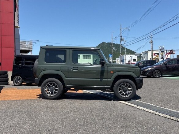 2023 Suzuki Jimny Kei car IV, зелёный - вид 3