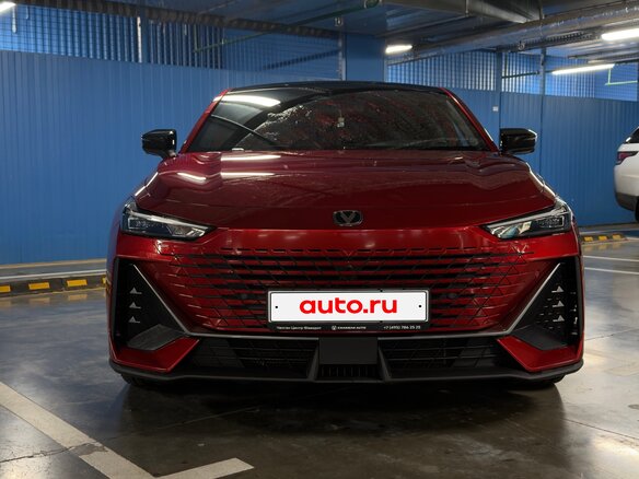 2024 Changan UNI-V I, красный, 2980000 рублей