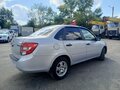 2017 Lada (ВАЗ) Granta I, серебристый, 333000 рублей - вид 2