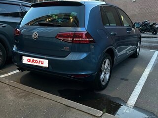 2014 Volkswagen Golf VII, голубой, 1550000 рублей, вид 2