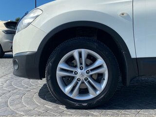 2011 Nissan Qashqai I Рестайлинг, белый, 799000 рублей, вид 5