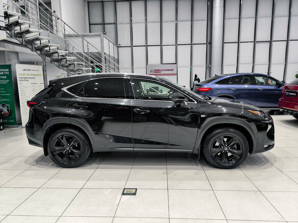 2017 Lexus NX 200 I, чёрный - вид 3