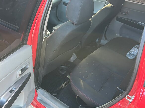 2003 Mazda 2 I (DY), красный, 240000 рублей - вид 19