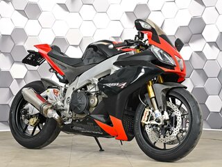 Aprilia RSV4