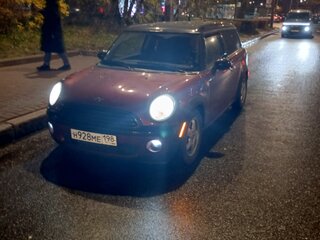 2009 Mini Clubman One I, красный, 799000 рублей, вид 1