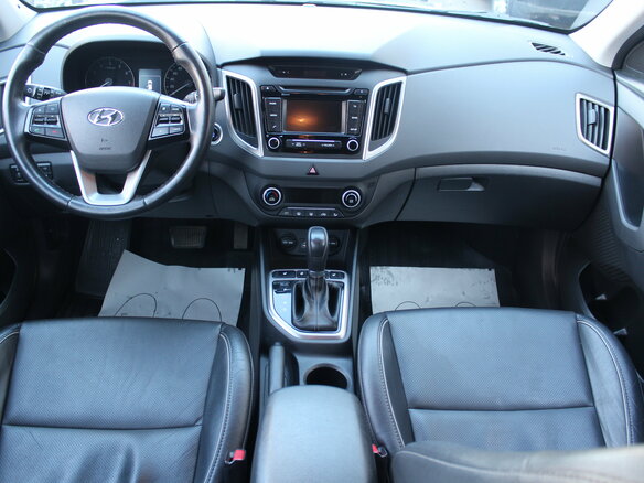 2017 Hyundai Creta I, серый, 1820000 рублей - вид 6
