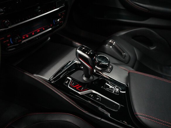2021 BMW M5 CS VI (F90) Рестайлинг, зелёный - вид 34