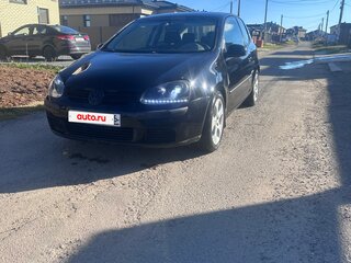 2004 Volkswagen Golf V, чёрный, 499000 рублей, вид 1