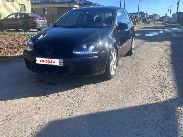 2004 Volkswagen Golf V, чёрный, 499000 рублей