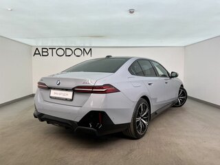 2025 BMW 5 серии 530i xDrive VIII (G60/G61/G68), серый, 8840000 рублей, вид 2