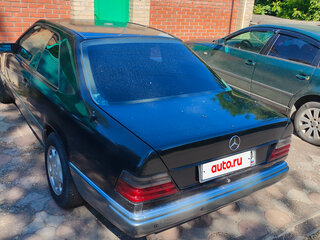 1993 Mercedes-Benz W124 220, чёрный, 1100000 рублей, вид 2
