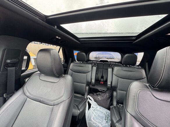 2022 Ford Explorer VI, чёрный, 4550000 рублей - вид 9