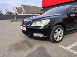 2011 Skoda Octavia II (A5) Рестайлинг, чёрный, 770000 рублей, вид 4