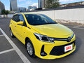 2022 Toyota Vios III Рестайлинг, жёлтый, 1107999 рублей - вид 2