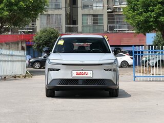 2026 Toyota bZ3X 50 kWh, серебристый, 2340000 рублей, вид 1