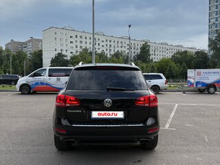 2013 Volkswagen Touareg II, чёрный, 2200000 рублей, вид 5