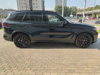 2026 BMW X5 40i IV (G05/G18) Рестайлинг, чёрный, 16420000 рублей, вид 4