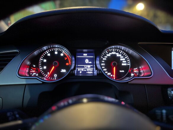 2012 Audi A5 I (8T) Рестайлинг, белый, 1700000 рублей - вид 12