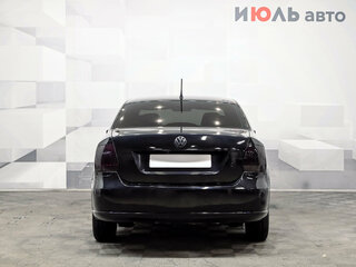 2014 Volkswagen Polo V, чёрный, 800000 рублей, вид 3