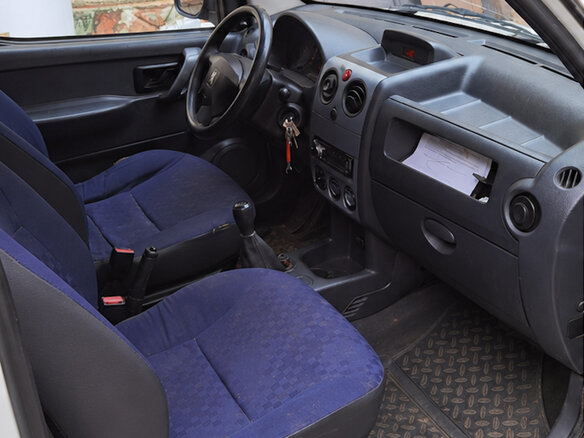 2011 Peugeot Partner I Рестайлинг, белый, 275000 рублей - вид 4