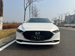 2021 Mazda 3 Axela IV (BP), белый, 1380606 рублей, вид 2
