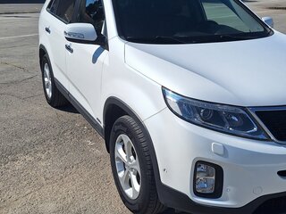2013 Kia Sorento II Рестайлинг, белый, 1770000 рублей, вид 3
