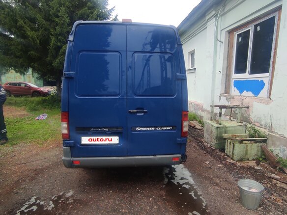 2017 Mercedes-Benz Sprinter Classic, синий, 1300000 рублей - вид 4