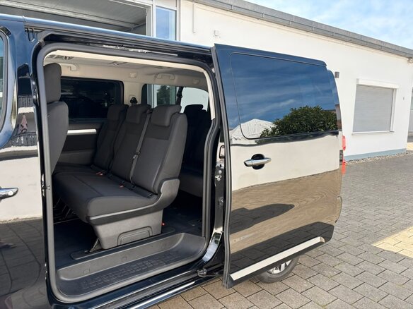 2022 Toyota ProAce L1 8-speed II, чёрный, 4550000 рублей - вид 14