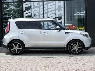2014 Kia Soul II, серебристый, 700000 рублей, вид 5